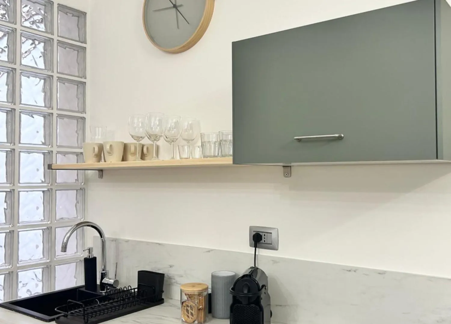 Tezone Seven Apartments Βερόνα 0*,